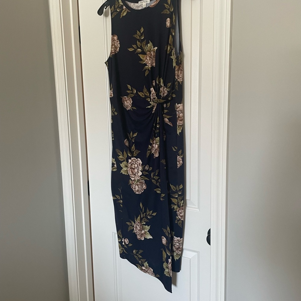 Nine Britton Navy Floral Midi Dress